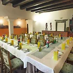 Arkada Hotel