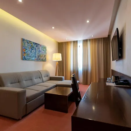 Arkada Hotel 3*