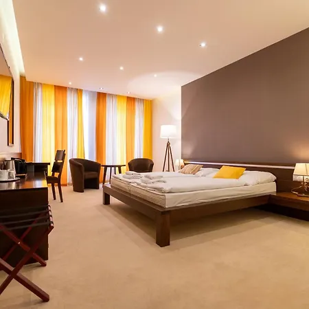 Arkada Hotel