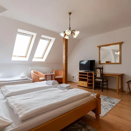 Arkada Hotel