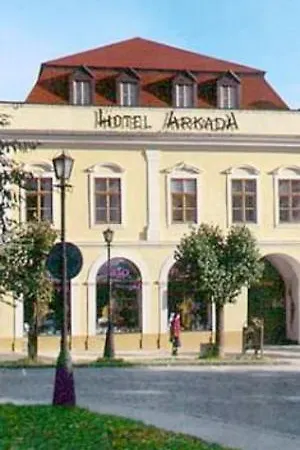 Ξενοδοχείο Arkada