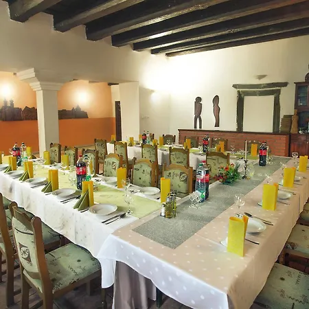 Hotel Arkada 3*